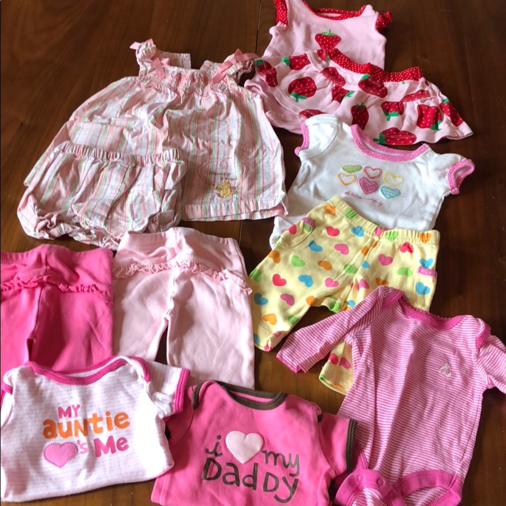 Lot of newborn size clothes